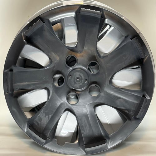 طيس كامري 2010-2011 تايوان طبق الاصل