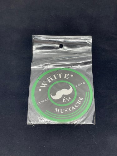 تعليقة شنب برائحة الفراولة