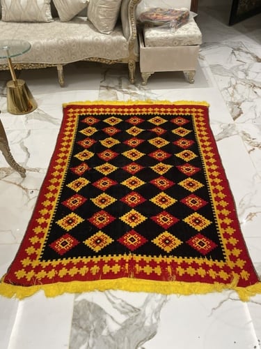 فرشة سدو وجهين اصفر واسود