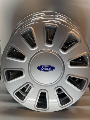 طقم طيس فورد فكتوريا بوليسي