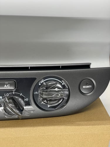 كنترول مكيف كامري 2003-2006 اسود