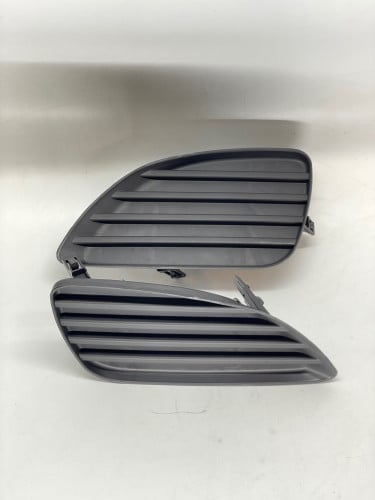 طقم غطا كشاف كامري 2010-2011