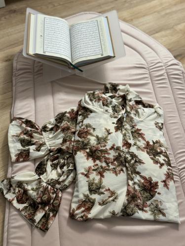 طقم خريف وردي