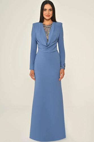 Long dress of crepe with wide neckline and embroidered with sequins