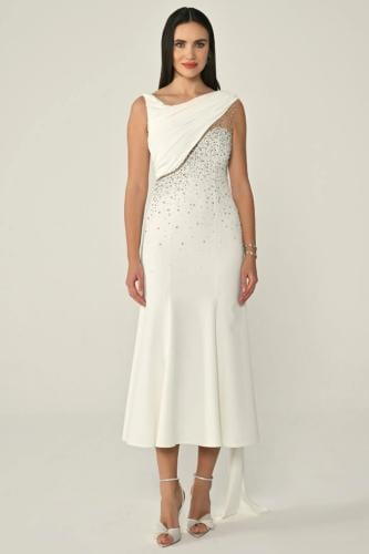 Midi dress made of crepe with embellishment on the...