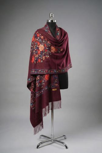 Cashmere shawl with embroidery (pomegranate)