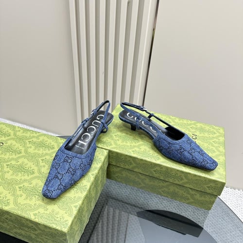 قوتشي كعب عالي كحلي