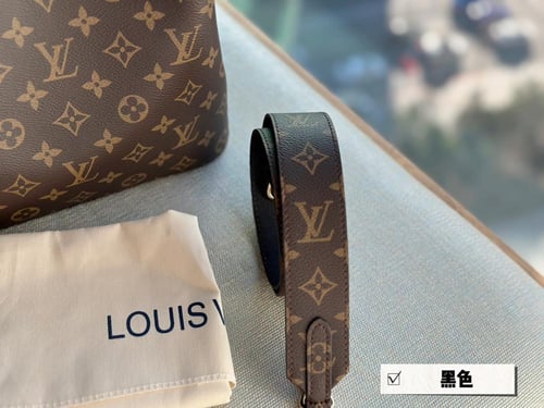 شنطة لويس فيتون نيونيو بني اسود