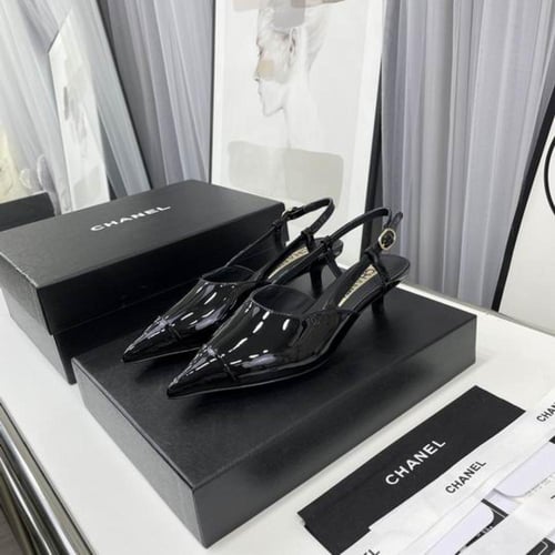 تشانيل كعب عالي أسود