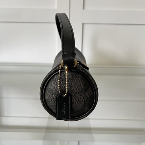 شنطة كوتش بني و اسود