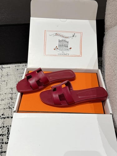 ايرميز صندل عنابي فخم