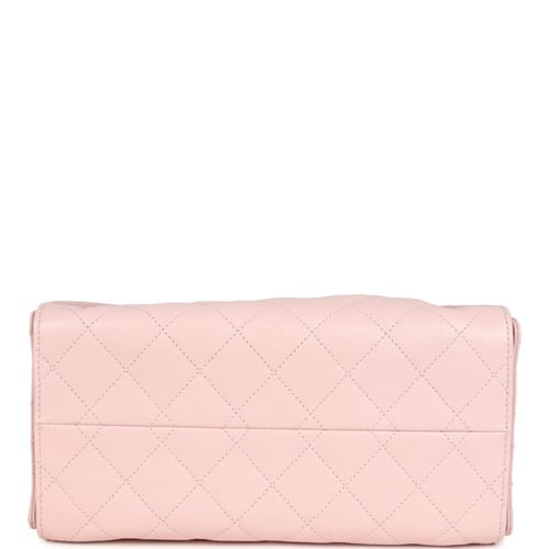 شنطة تشانيل وردي ترند