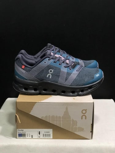 اون رانينق كلاود جو