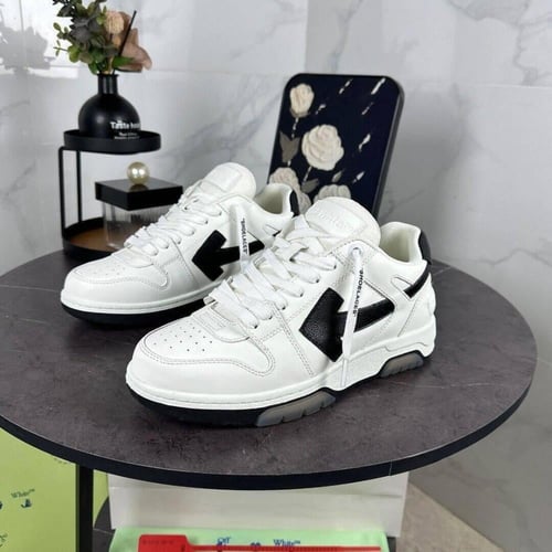 اوف وايت - سنيكر ابيض اسود