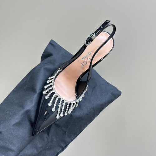 قوتشي كعب عالي اسود