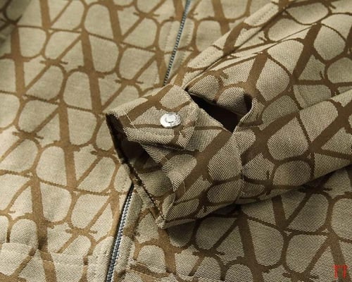 جاكيت فالنتينو بني