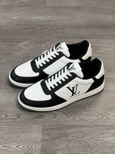 لويس فيتون ترينر ابيض و اسود