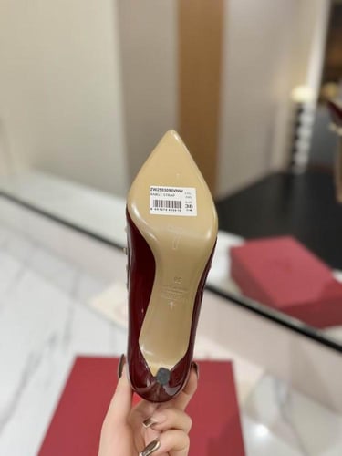 فالينتينو كعب عالي عنابي أنيق