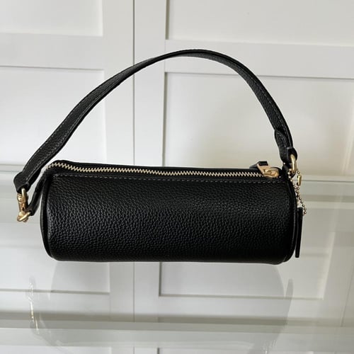 شنطة كوتش اسود خيارك المثالي