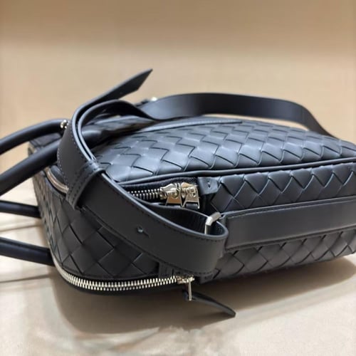 شنطة بوتيقا اسود فخمة