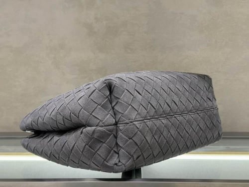 شنطة بوتيقا رمادي