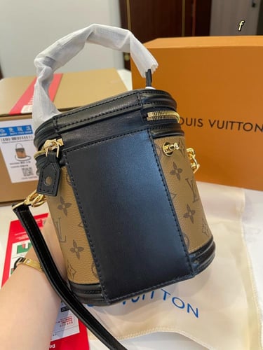 شنطة لويس فيتون بني فاتح