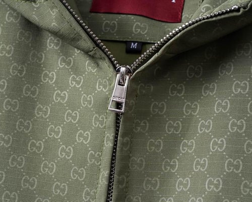 جاكيت غوتشي شبابي