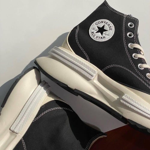 كونفرس أسود فخم