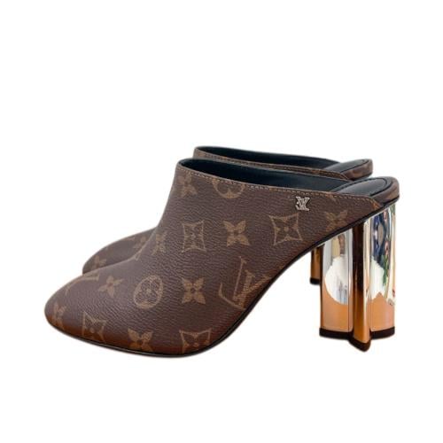 لويس فيتون كعب عالي بني