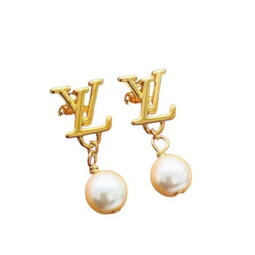 اقراط لويس فيتون ذهبية