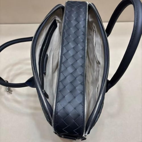 شنطة بوتيقا اسود فخمة