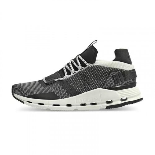 اون رانينغ كلاود نوفا اسود و ابيض