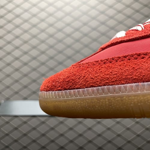 اديداس سامبا أحمر وابيض