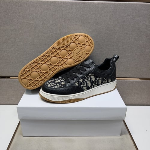 ديور بي 27 اسود فخم