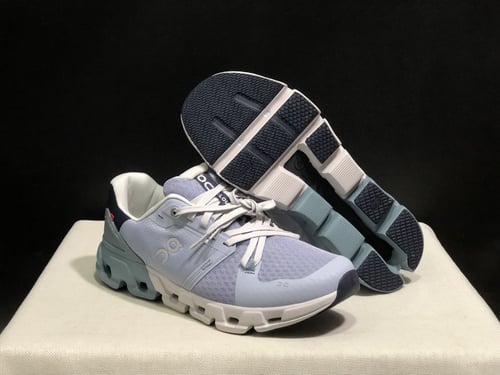 اون رانينغ كلاود فلاير رمادي