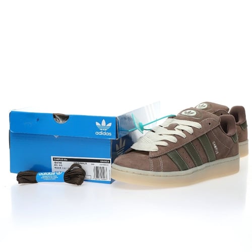 اديداس كامبوس بني