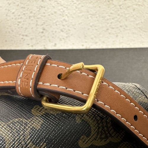 شنطة سيلين أسود أنيقة