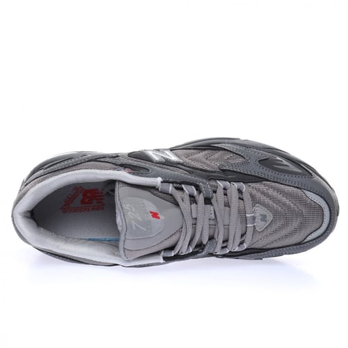 نيو بالانس 725 اسود P.D