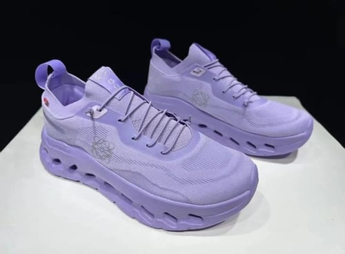 اون رانينغ لويفي بنفسجي