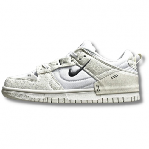 نايكي ديسربت ابيض فخم