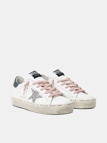 جولدن جوز - سنيكر ابيض مع خيوط بينك