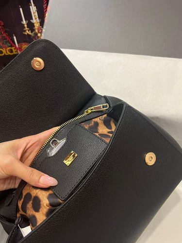 شنطة دي اند جي أسود للطلعات