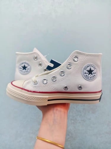 كونفرس أبيض عصري