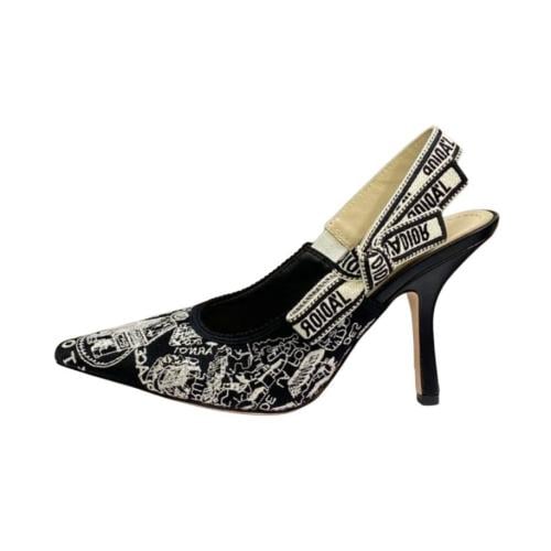 ديور كعب عالي اسود ابيض