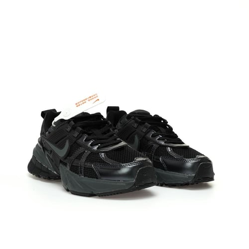 نايكي ڤي تو كي اسود