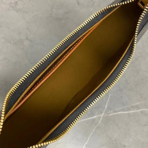 شنطة سيلين أسود عملية