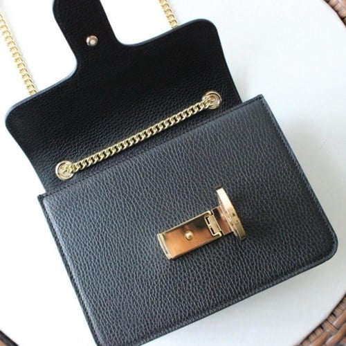 شنطة قوتشي سوداء