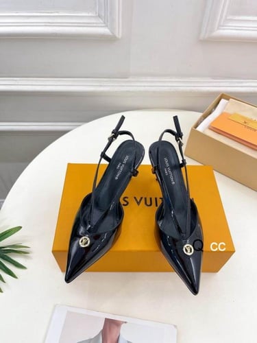 لويس فيتون كعب عالي أسود فخم