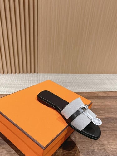 ايرميز صندل رمادي