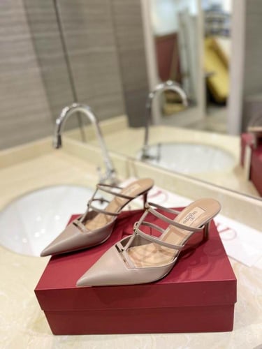 فالينتينو كعب عالي بيج فخم